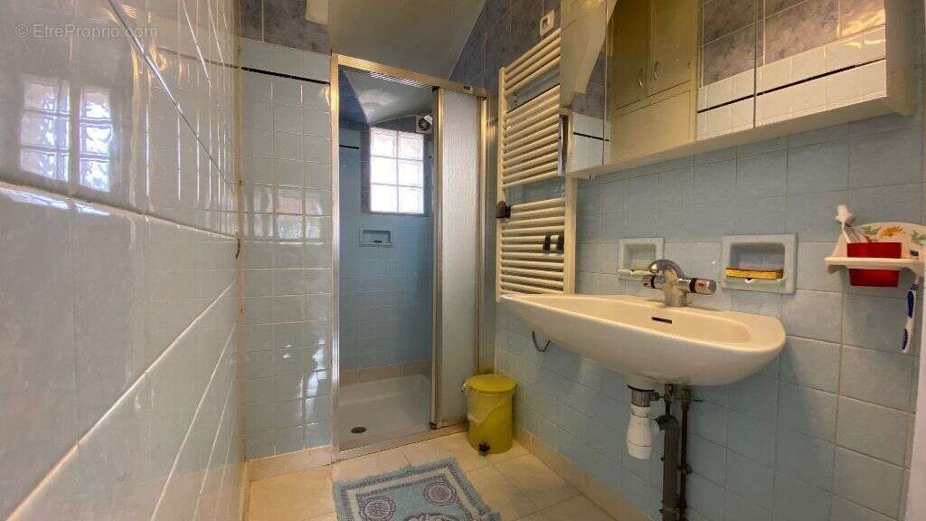 Maison à NEUILLY-SUR-MARNE