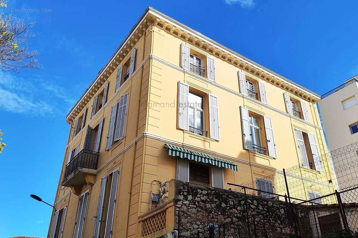 Appartement à CANNES