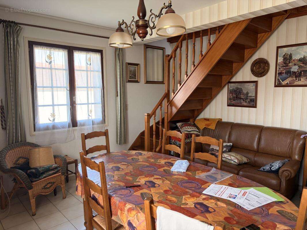 Maison 7 pièces 130 m² à vendre à Perrier (63500) - photo 6