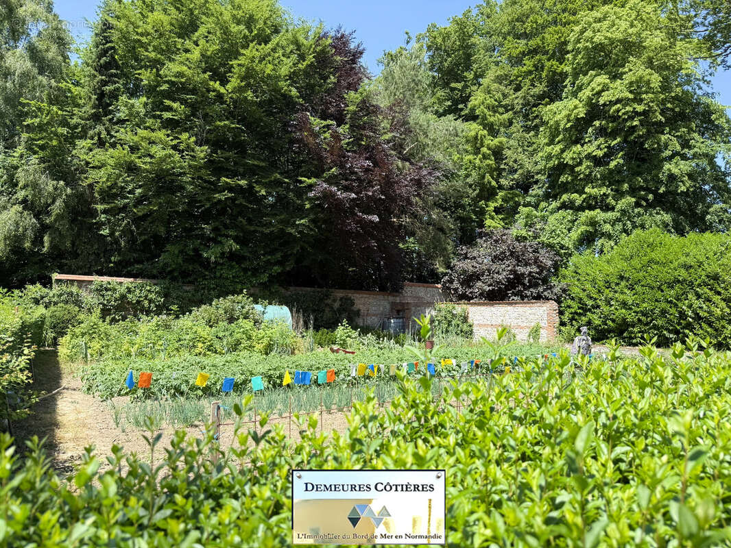 Exceptionnel manoir normand de caractère à proximité d’Étretat — Parc arboré de plus d’un hectare - photo 39