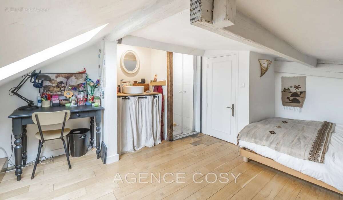 Appartement à VERSAILLES