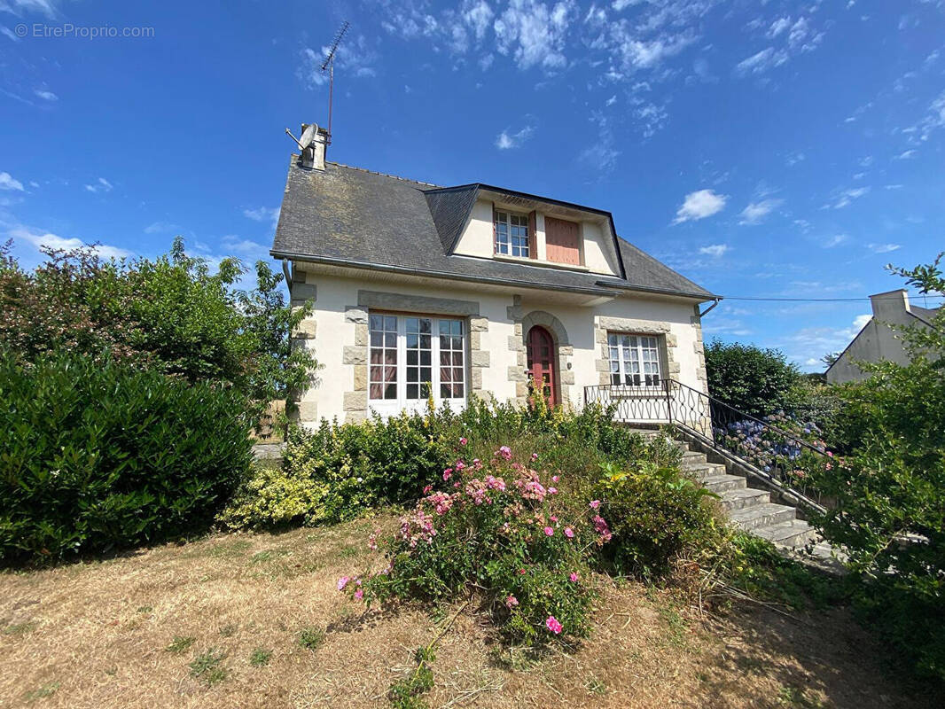 Maison à PLENEE-JUGON
