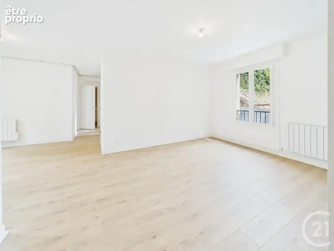 Appartement 5 pièces 82 m² à vendre à Chartres (28000) - photo 4