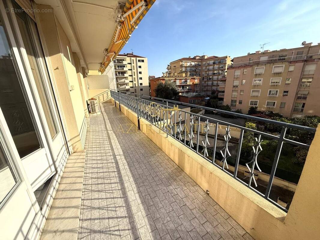 Appartement à MENTON