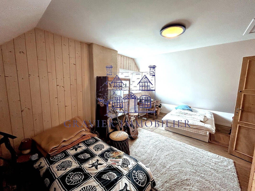 Maison à SAINT-GERMAIN-SUR-AY