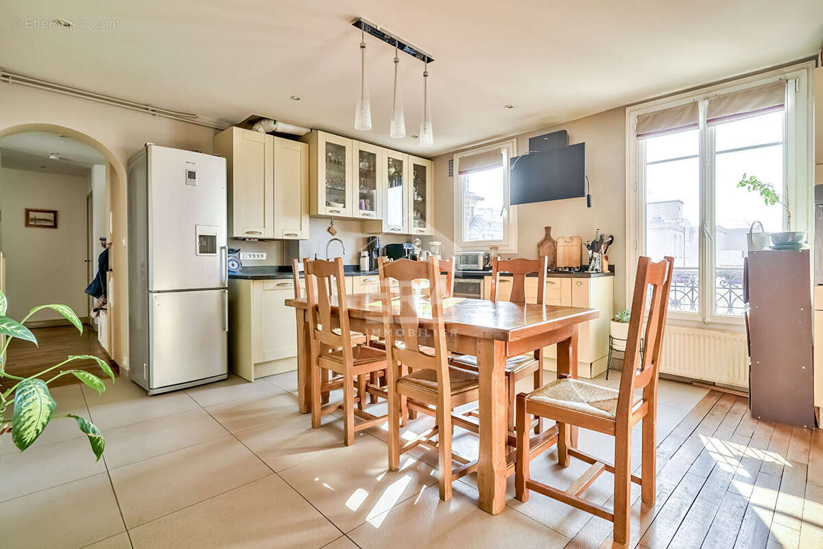 Appartement à ISSY-LES-MOULINEAUX