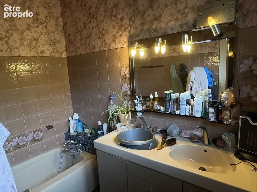 Maison 6 pièces 280 m² à vendre à La Verpilliere (38290) - photo 8