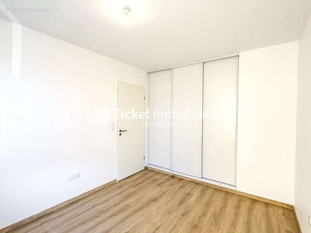 Maison à SAINT-ORENS-DE-GAMEVILLE