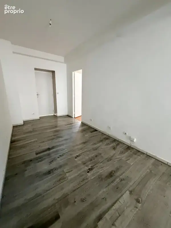 Appartement deux pièces / Centre ville - photo 3