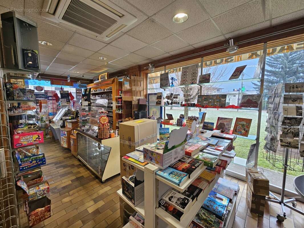 Commerce à SAINT-JEAN-DE-MAURIENNE