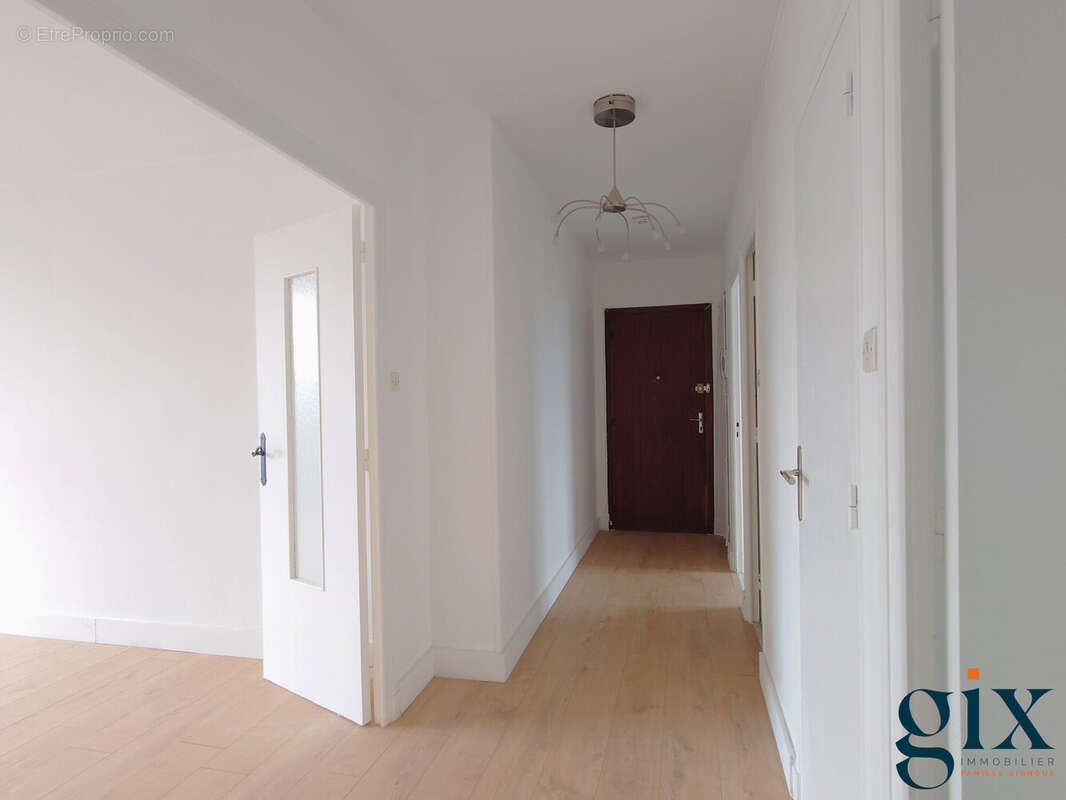 Appartement à SASSENAGE