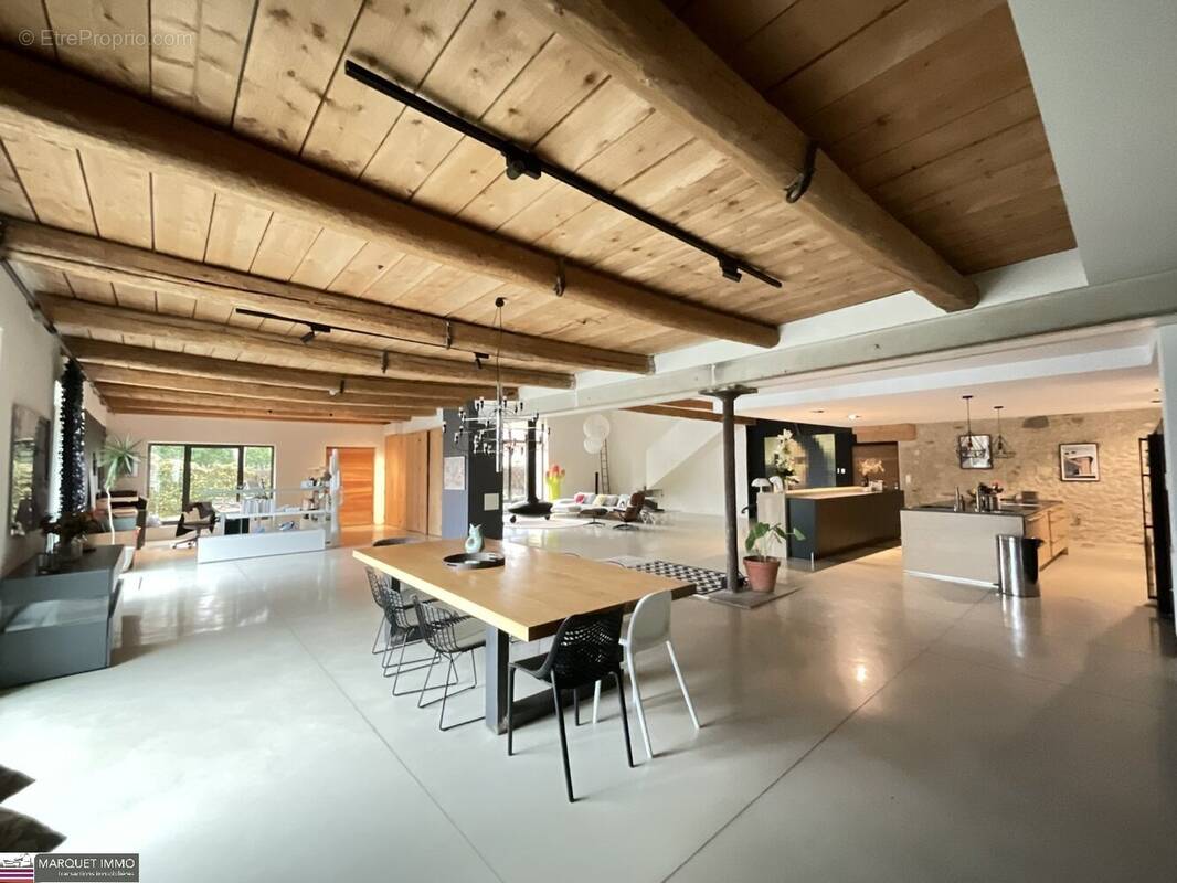 Maison à THEZAN-LES-BEZIERS