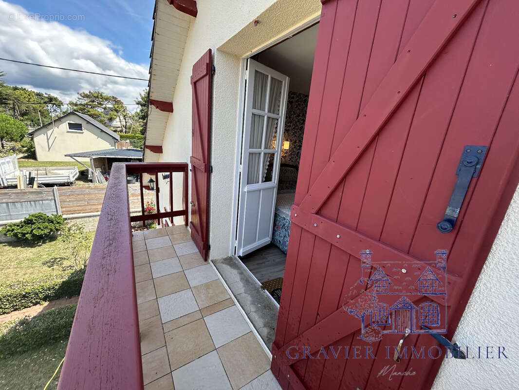 Maison à SAINT-GERMAIN-SUR-AY