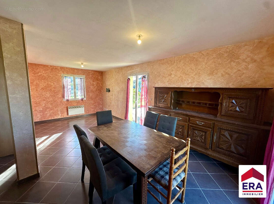 Maison à LES AVENIERES