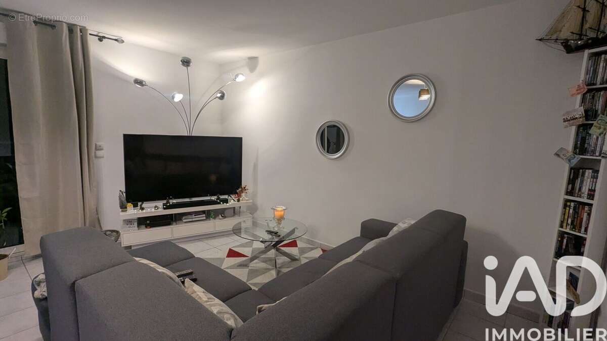 Photo 5 - Appartement à ENTRAIGUES-SUR-LA-SORGUE