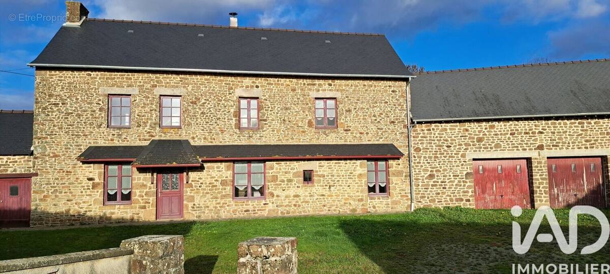 Photo 1 - Maison à LASSAY-LES-CHATEAUX