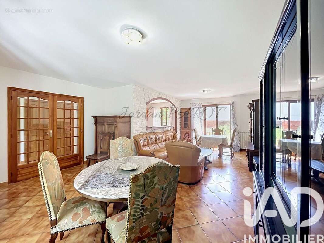 Photo 2 - Maison à CLICHY-SOUS-BOIS