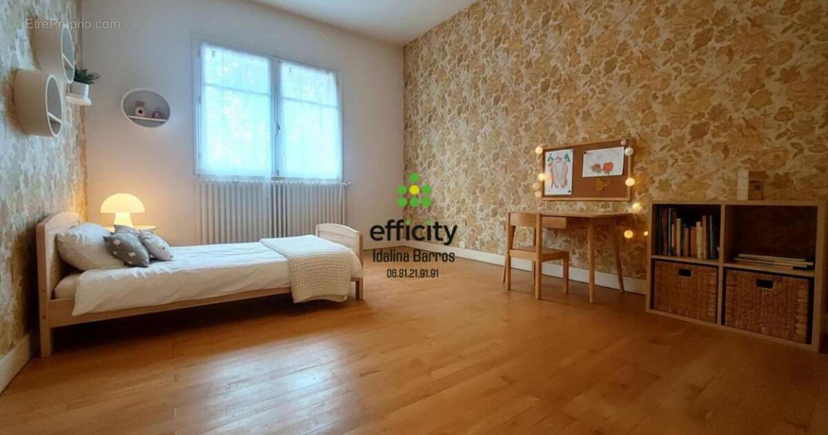 Maison 132 m² à Amberac  - photo 11