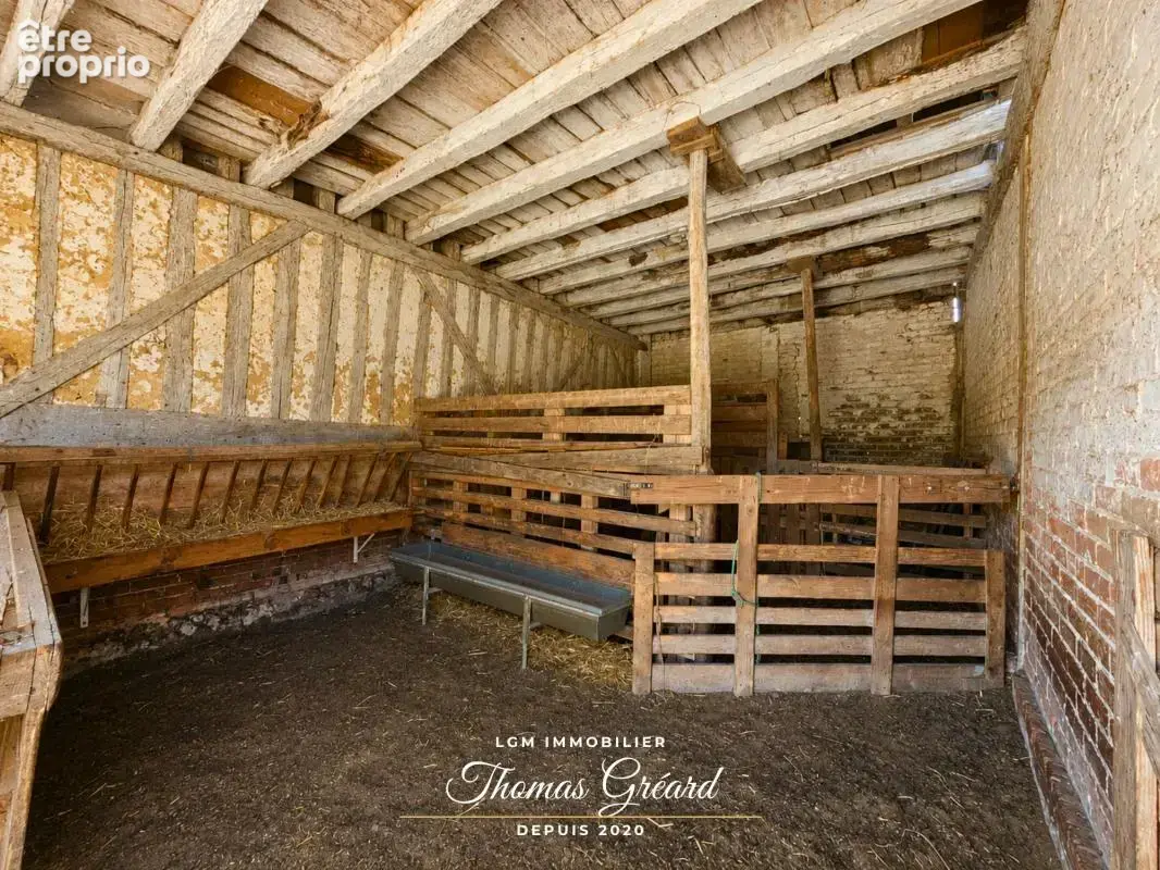 Maison à rénover avec garage, grange et bergerie à La Ville-aux-Clercs - photo 13