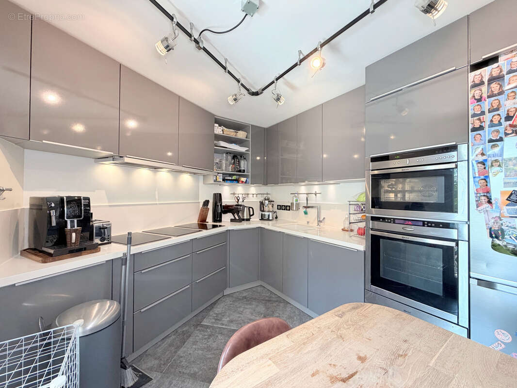 Appartement à SURESNES