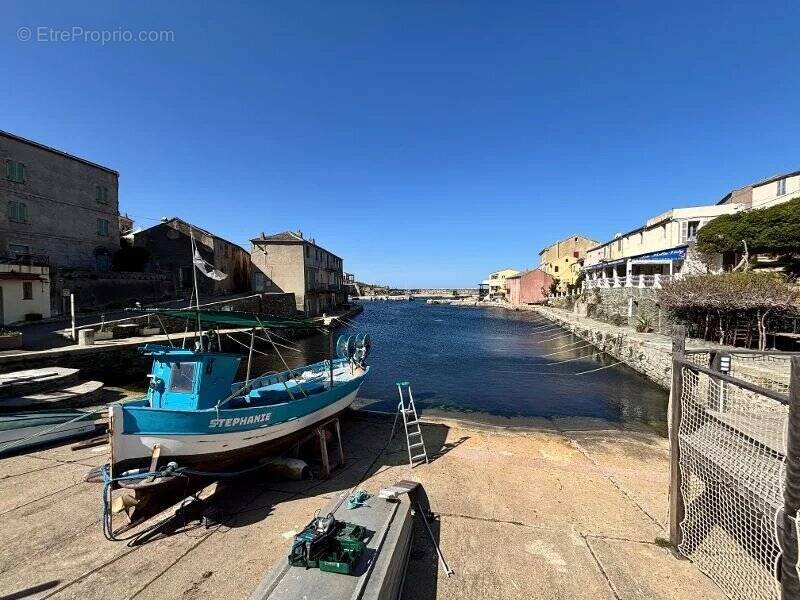 Appartement à CENTURI