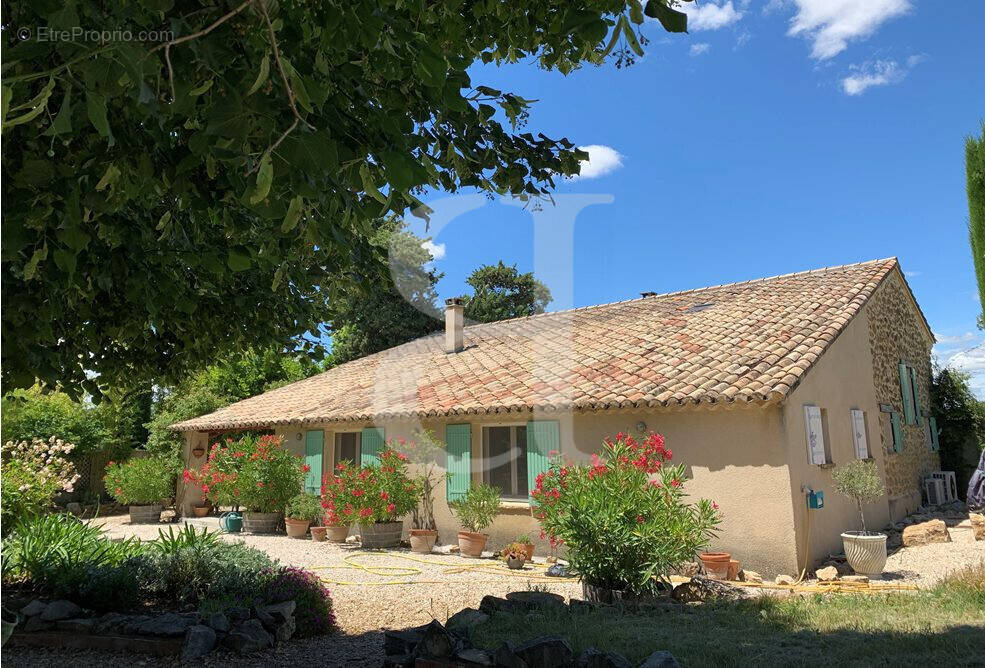 Maison à VAISON-LA-ROMAINE