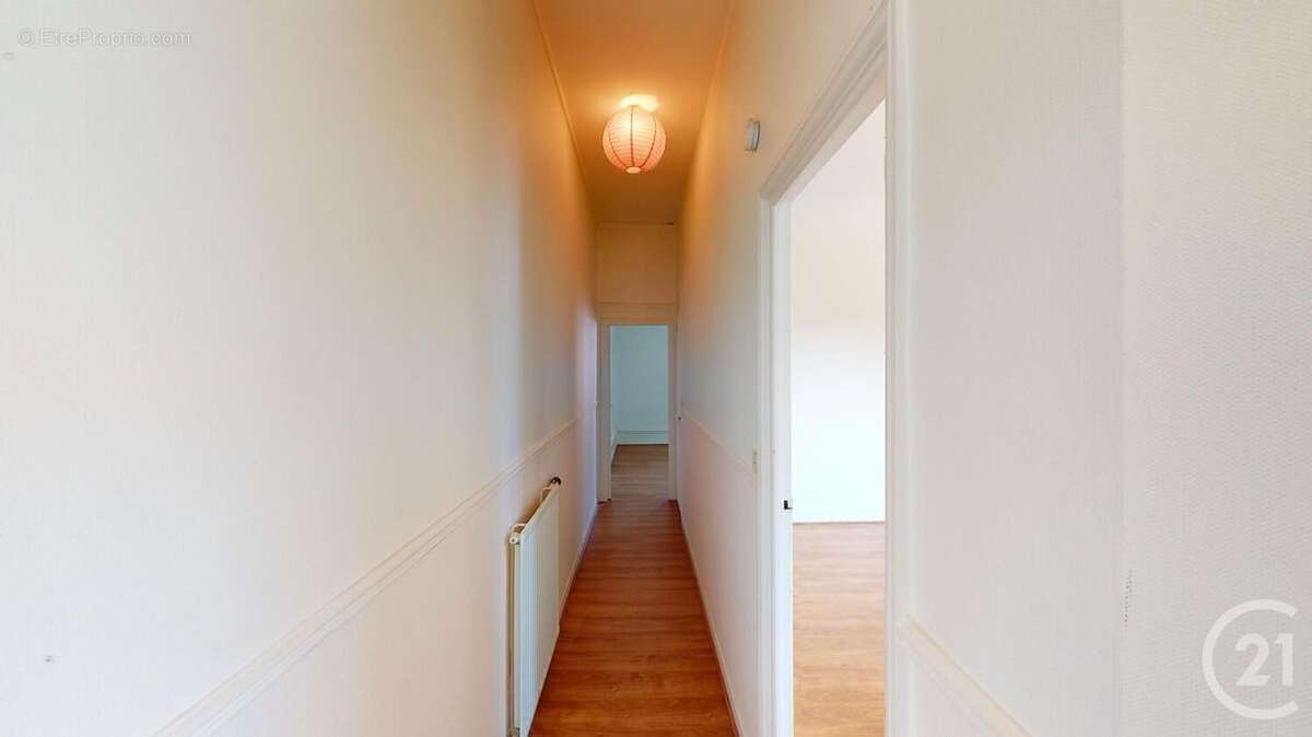 Maison à SAINT-QUENTIN