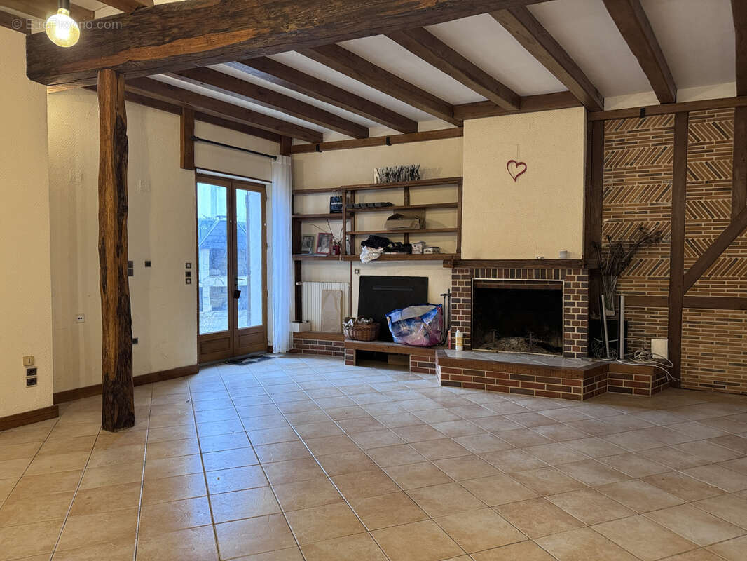 Maison à CHAMBEUGLE