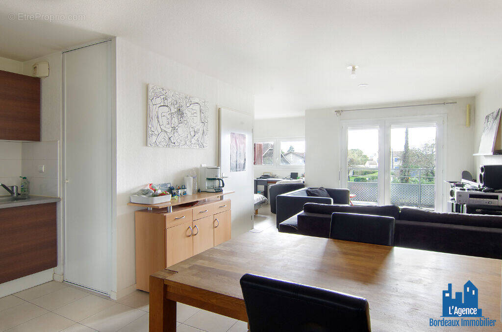 Appartement à LE HAILLAN