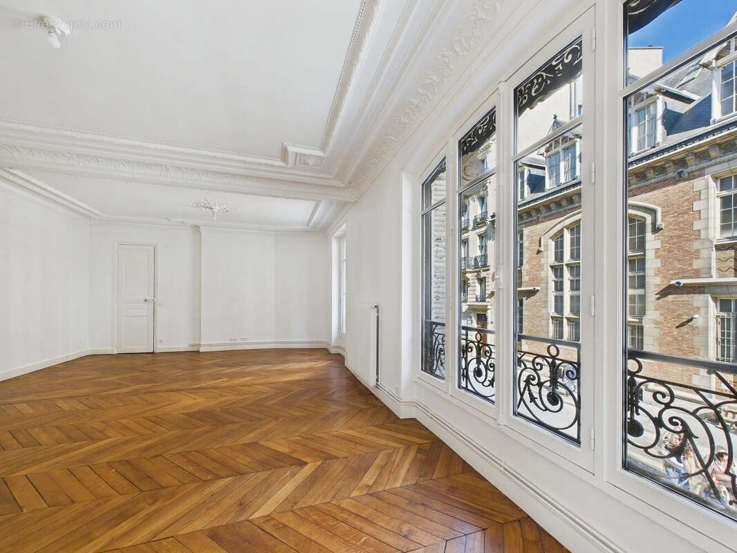 Appartement à PARIS-6E