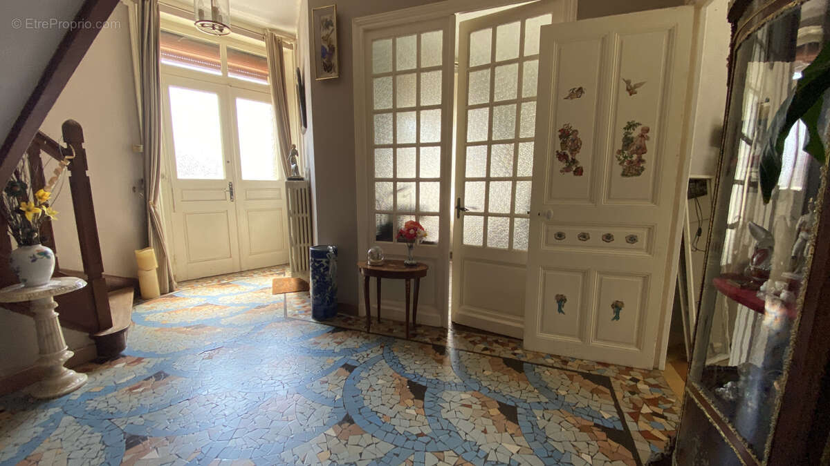 Maison à MATIGNY