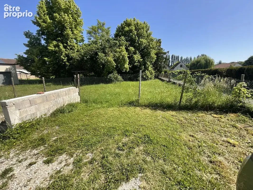 Terrain 700 m² à vendre à La Chapelle-Saint-Luc (10600) - photo 5