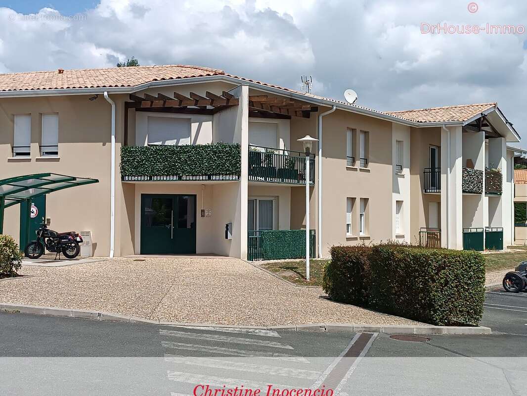 Appartement à SAINT-YZAN-DE-SOUDIAC