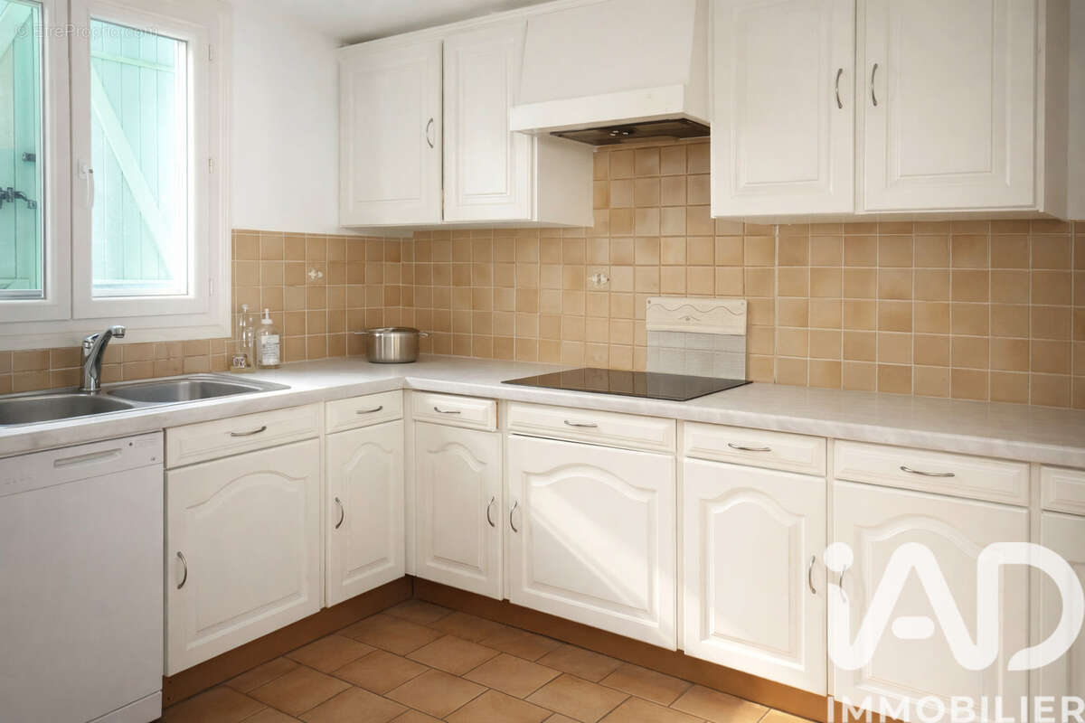 Photo 5 - Maison à PEYROLLES-EN-PROVENCE