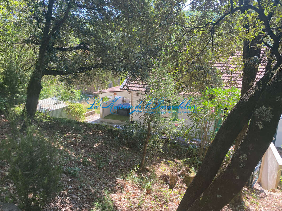 A 5 minutes d'Anduze, Maison de F3 avec véranda  au calme sur 1434 m2 de terrain - photo 2