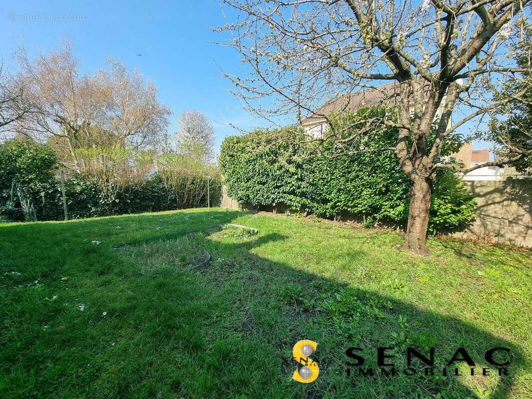 Maison à SAINT-LEU-LA-FORET