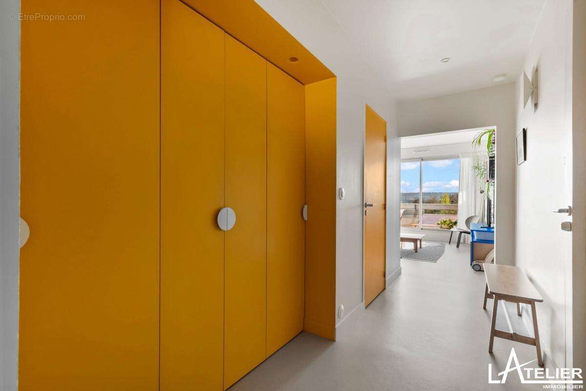 Appartement à MAREIL-MARLY