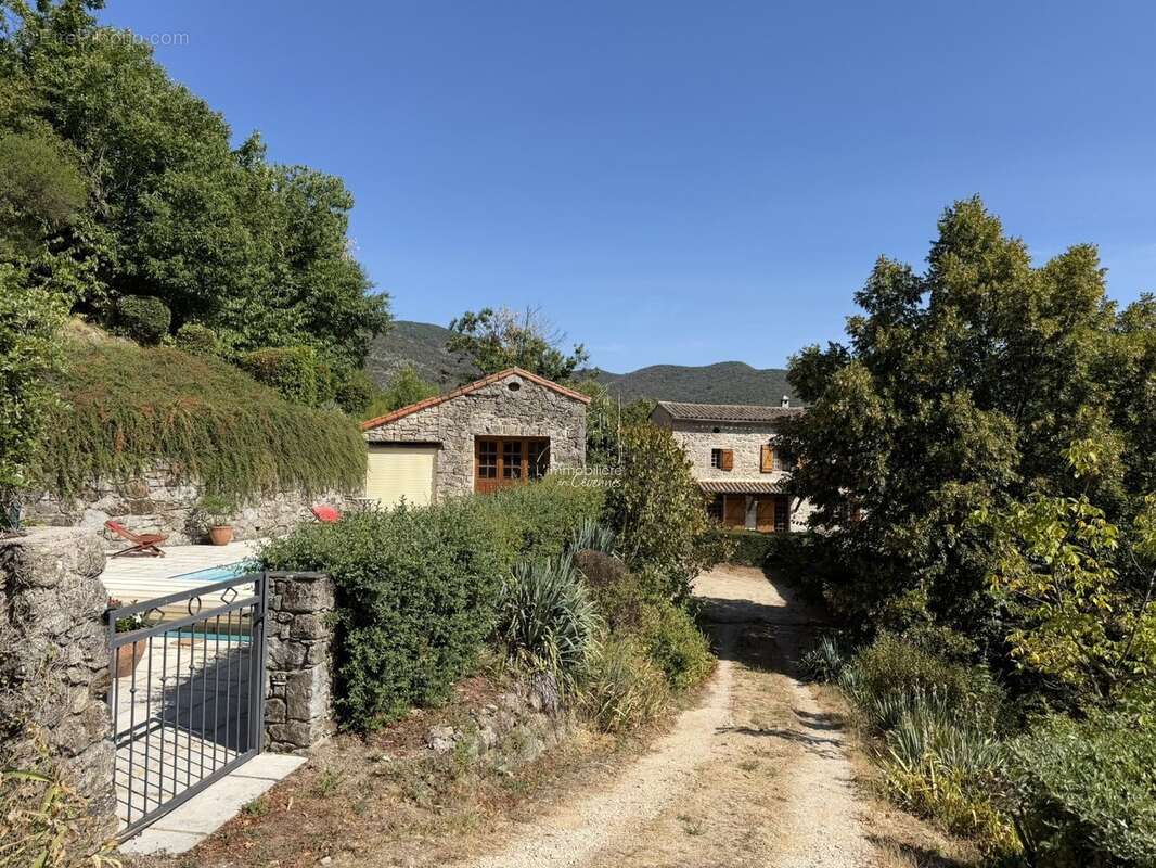 Maison 83 m² à Saint-Andre-De-Majencoules  - photo 38
