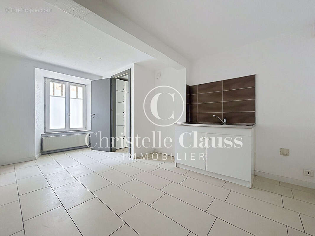 Appartement Thann 2 pièce(s) 54.18 m2 - photo 4