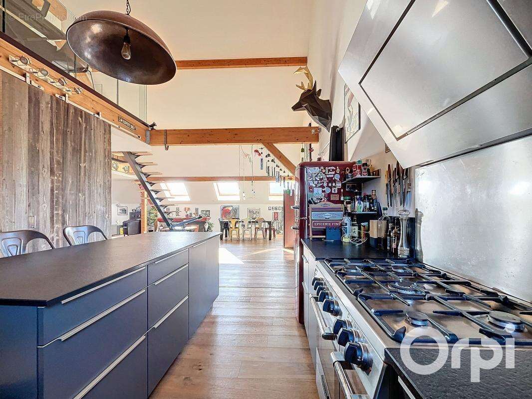 Appartement à ARTHAZ-PONT-NOTRE-DAME