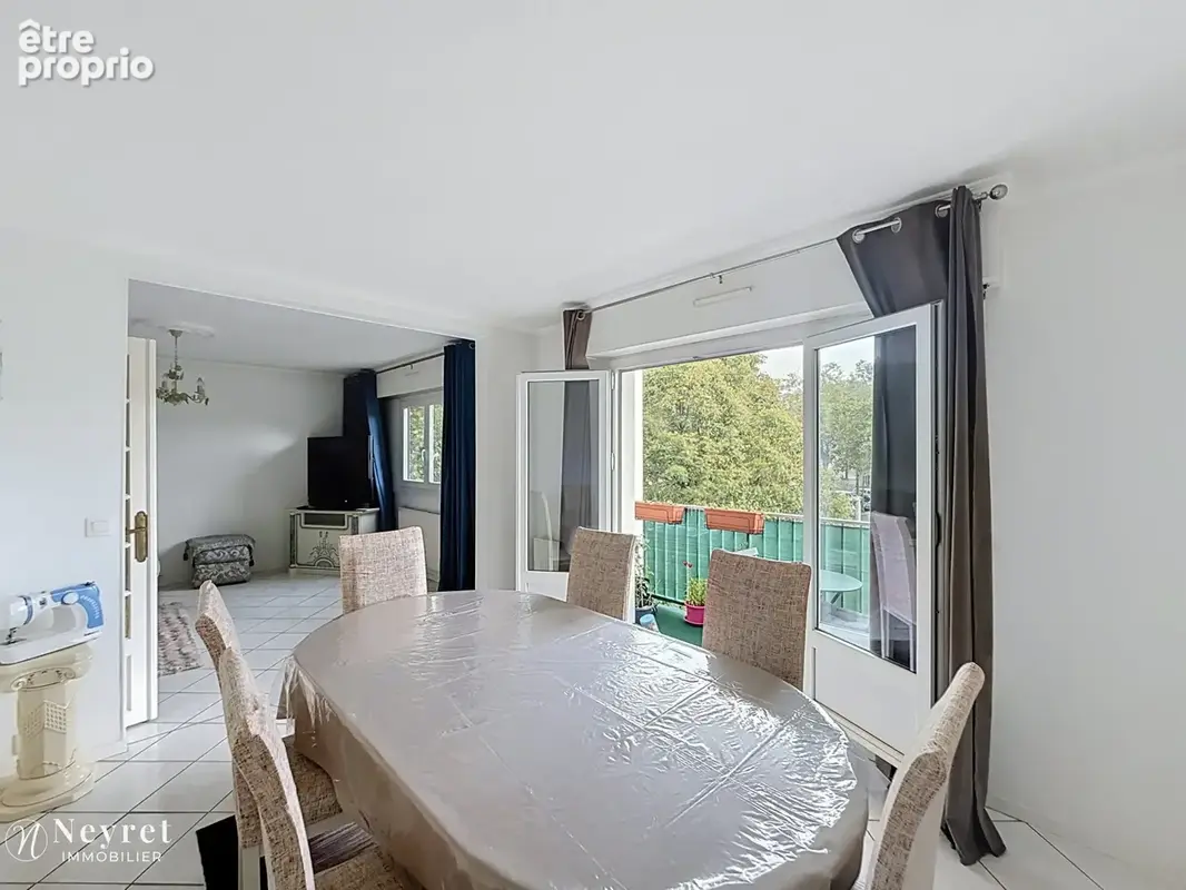 T4 avec garage et balcon chateaucreux - photo 5