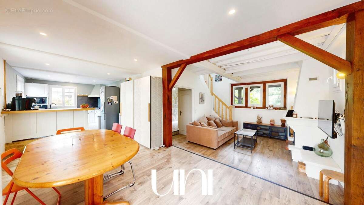 Maison 5pièces de 119m2 sur un terrain de 2180m2 - ESQUAY-SUR-SEULLES - photo 9