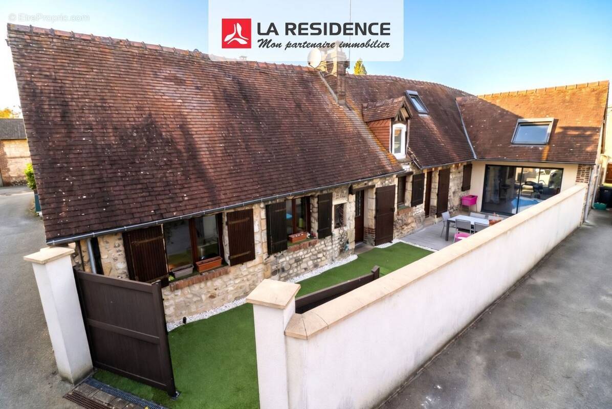 Maison à PONT-DE-L'ARCHE