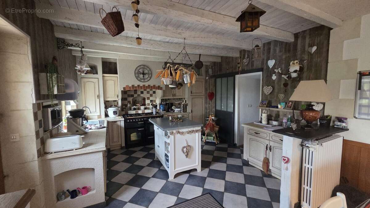 Maison à BRAIN-SUR-L'AUTHION