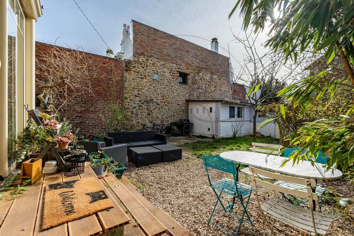 Appartement à COLOMBES