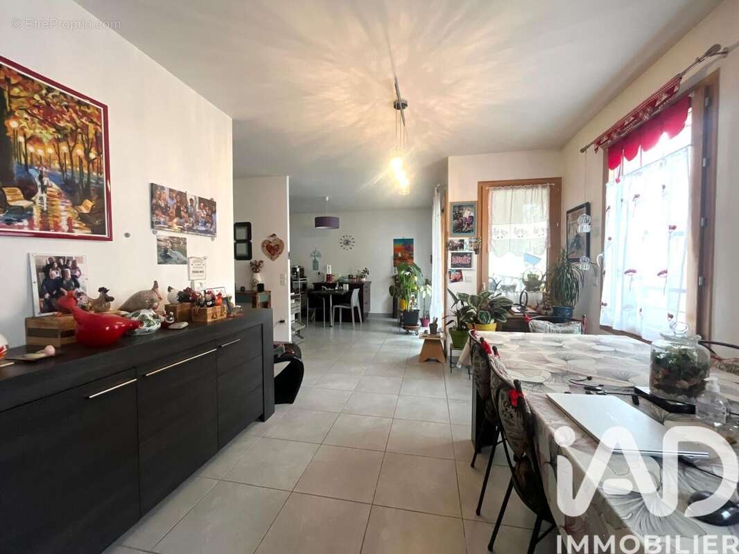 Photo 9 - Appartement à SAINT-ETIENNE