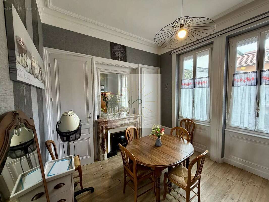 Maison à SAINT-FONS