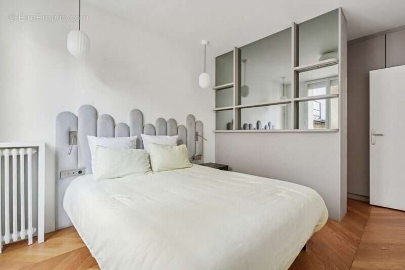 Appartement à PARIS-8E