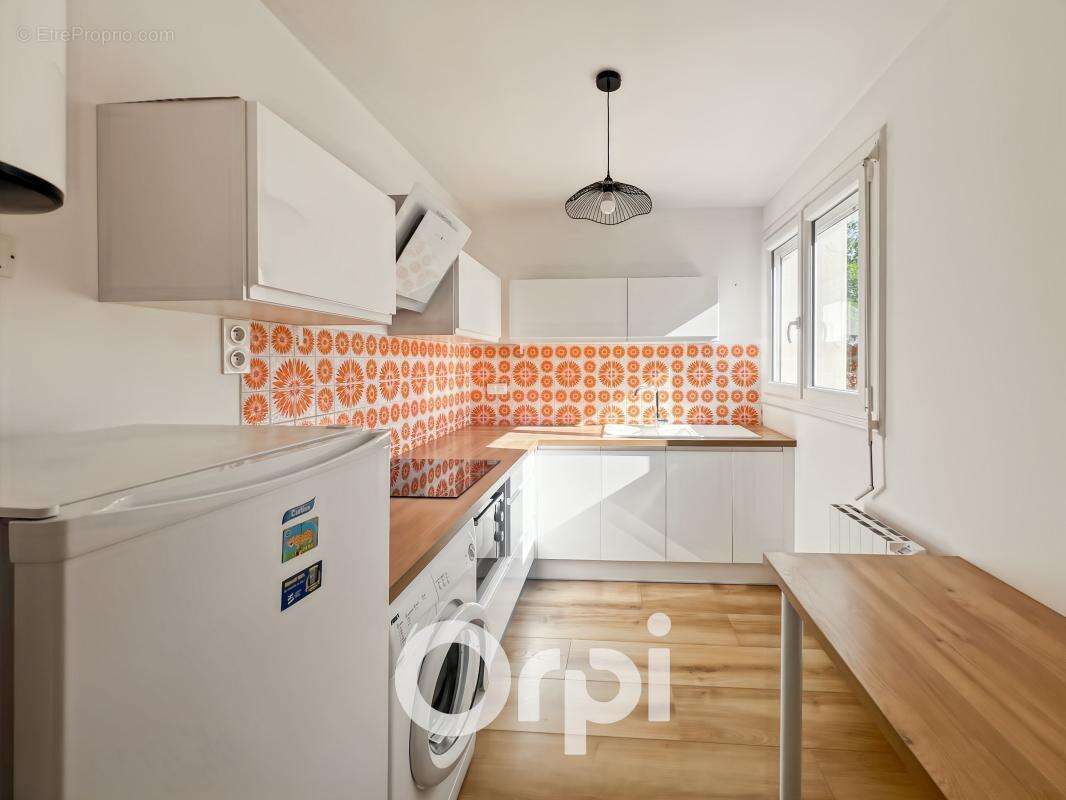 A Vendre à Jard-sur-Mer - Appartement 50 m²  À deux pas du centre ville et de la plage - photo 3