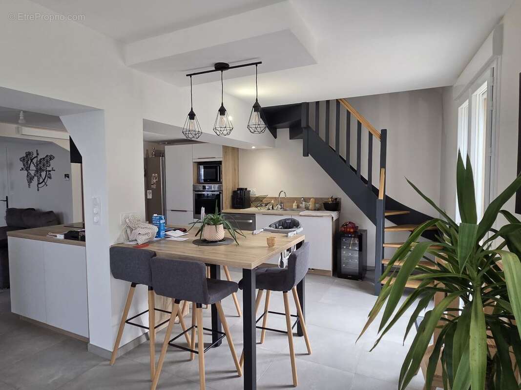 Maison à CHERANCE